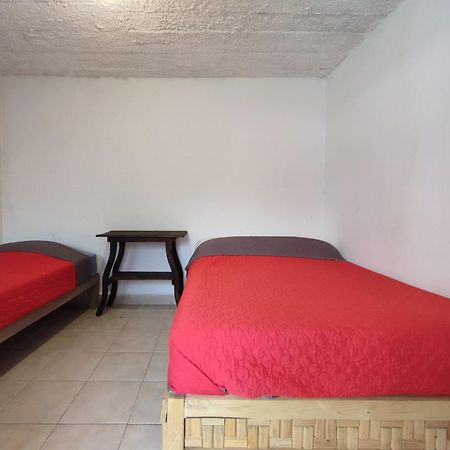 Hostal Ikal Сан-Крістобаль-де-лас-Касас Номер фото